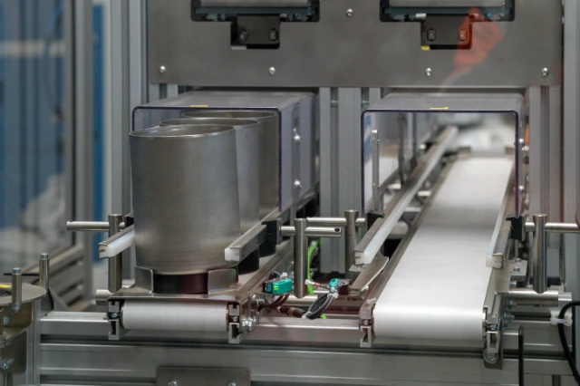 Aurubis_Neue Probenahme_Roboter (2)